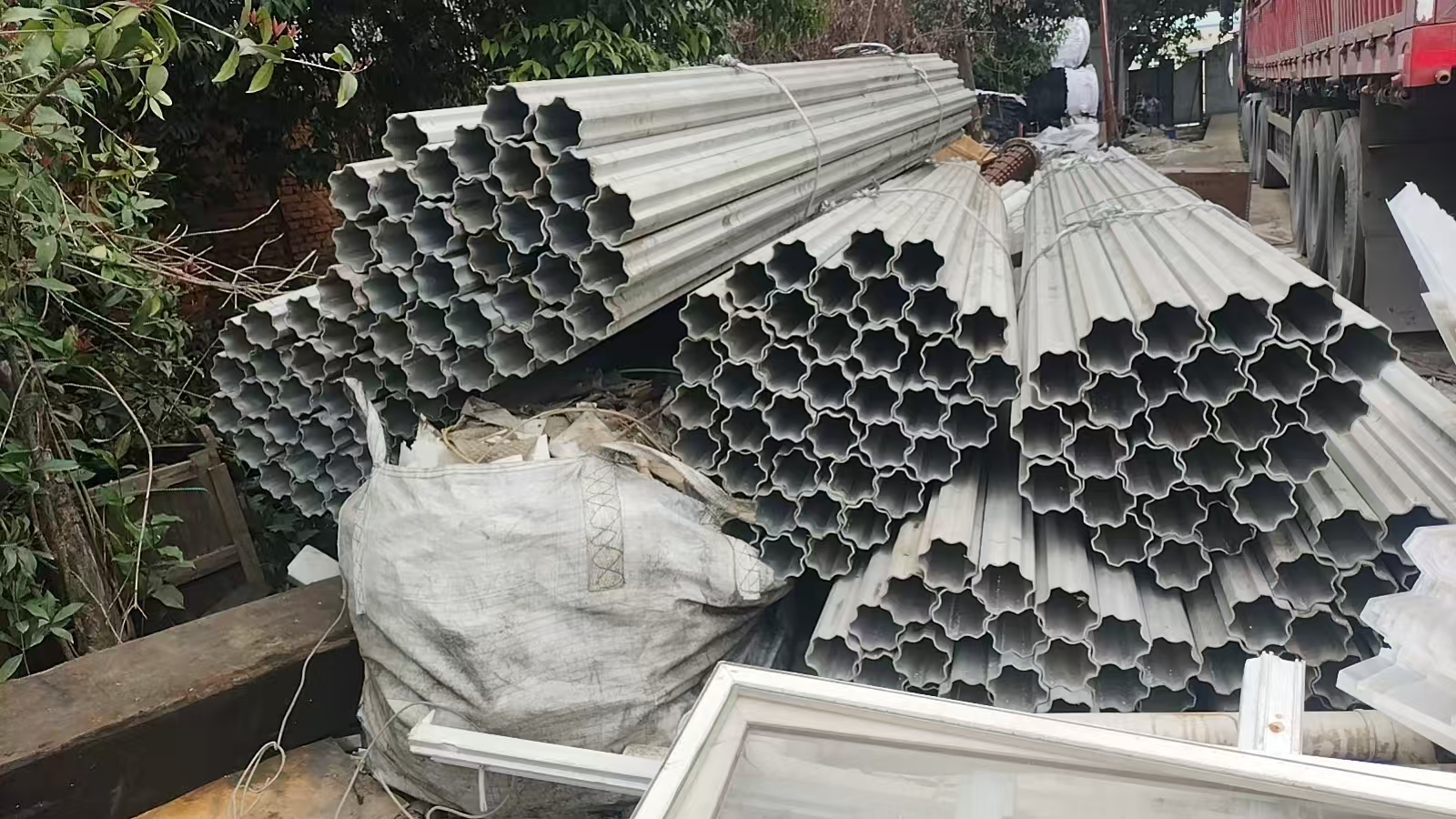 暂无图片
